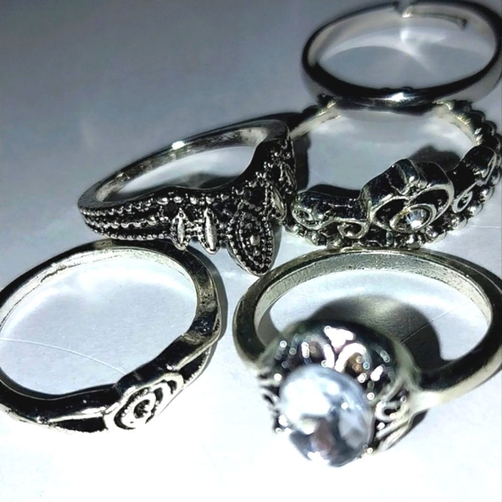 5pc stackable vintage ring set - Picture 2 of 11